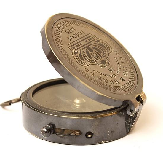 Kuzey Güney Pusula Dekor