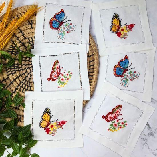 Kelebek Desenli Beyaz İşlemeli Kokteyl Peçetesi Seti - 16x16 cm Yumuşak Keten Kumaş, Noel ve Özel Günler İçin Zarif Masa Süsü