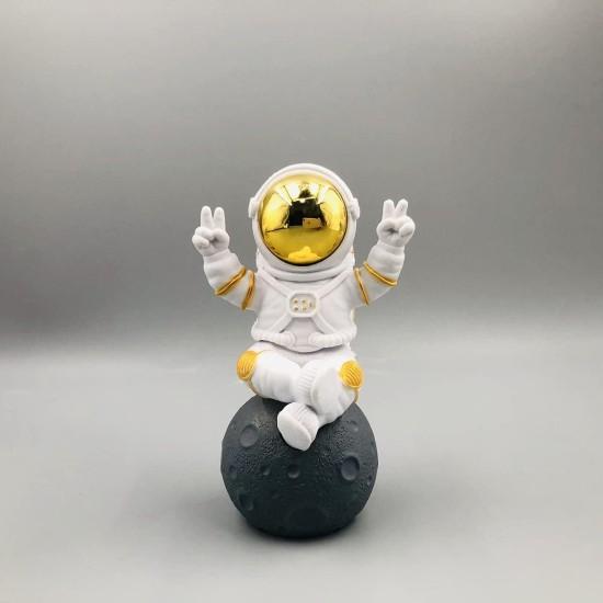 Astronot Figürü