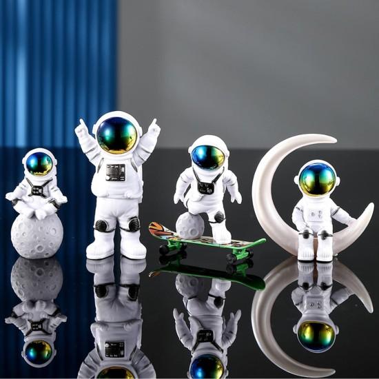Astronot Figürü