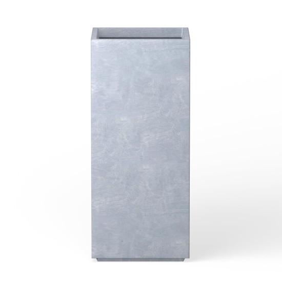 Beton Saksıda Çiçek