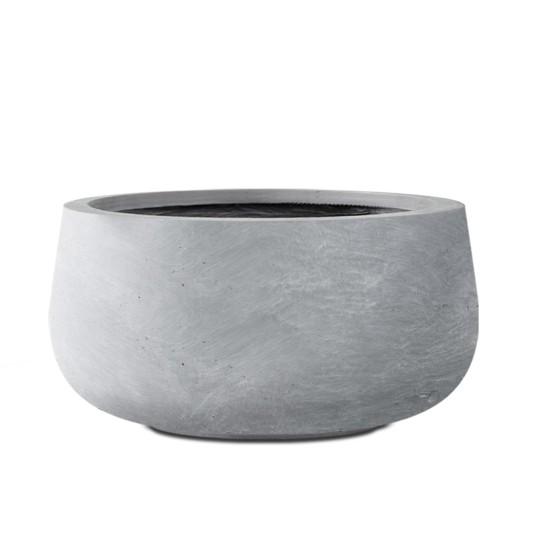 Beton Saksıda Çiçek