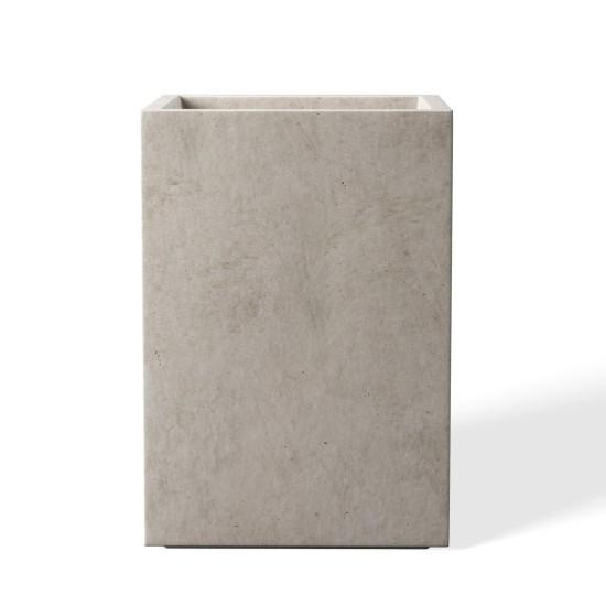 Beton Saksıda Çiçek