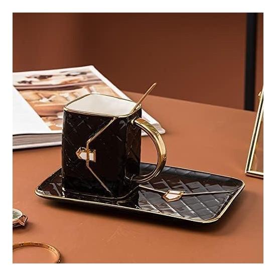 Çanta Şeklinde Fincan