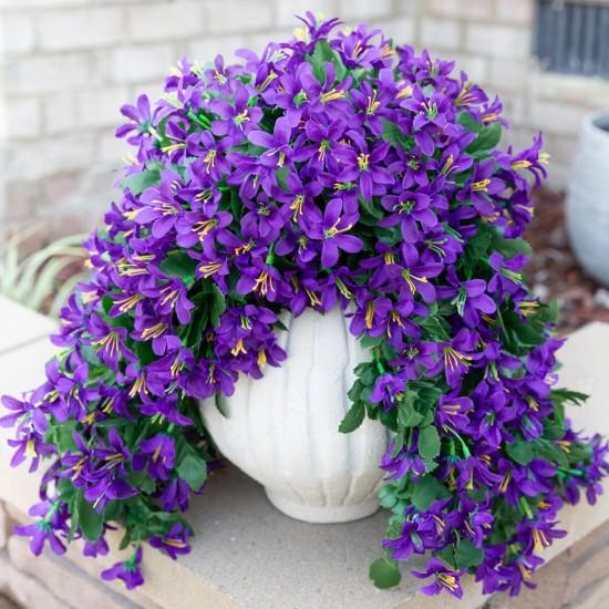 Geniş Yapraklı Çiçekler