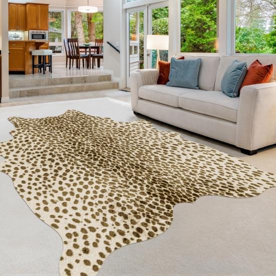 Leopar Desenli Halı
