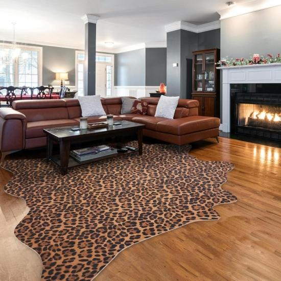 Leopar Desenli Halı
