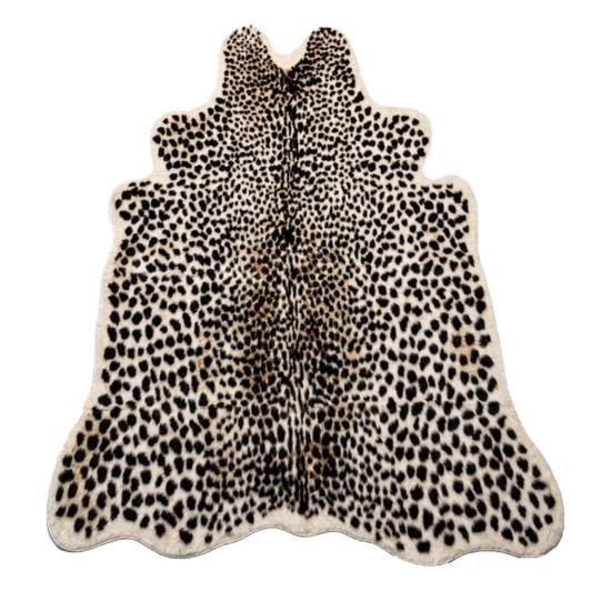 Leopar Desenli Halı