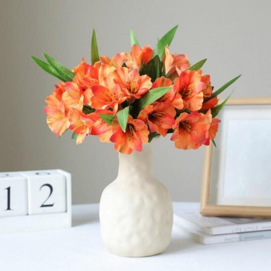 Nergis Çiçeği Buketi