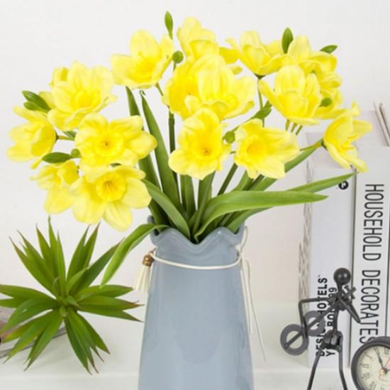 Nergis Çiçeği Buketi