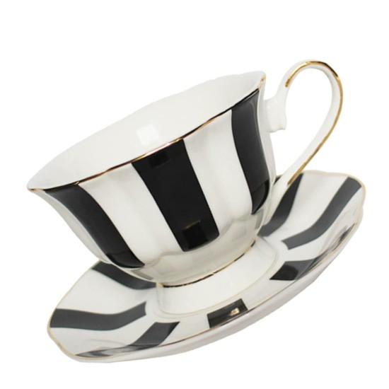 Puantiyeli Fincan Takımı