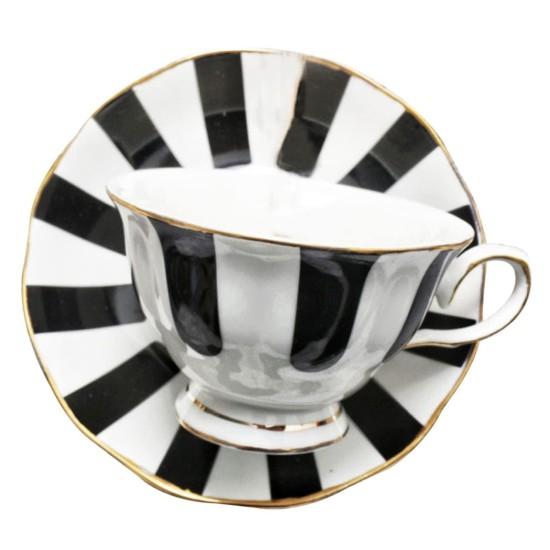 Siyah Beyaz Fincan Takımı