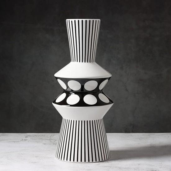 Siyah Beyaz Vazo