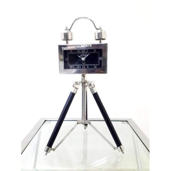 Tripod Ayaklı Saat