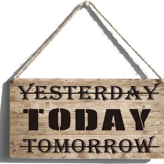 Yesterday Now Tomorrow Dekor