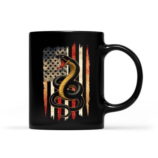 Yılanlı Kahve Fincanı