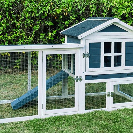 Ahşap Tavuk Kümesi