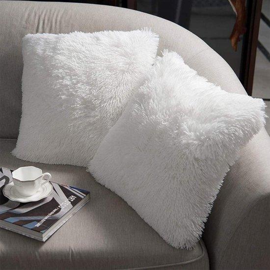 Peluş Kırlent Kılıfı