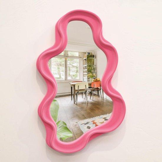 Pembe Ayna