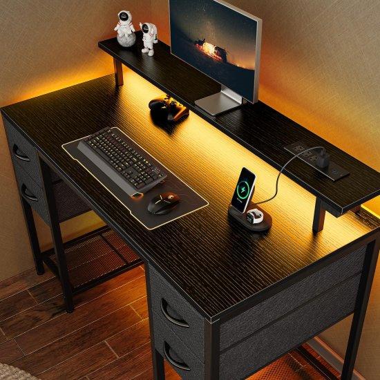 Siyah Çalışma Masası